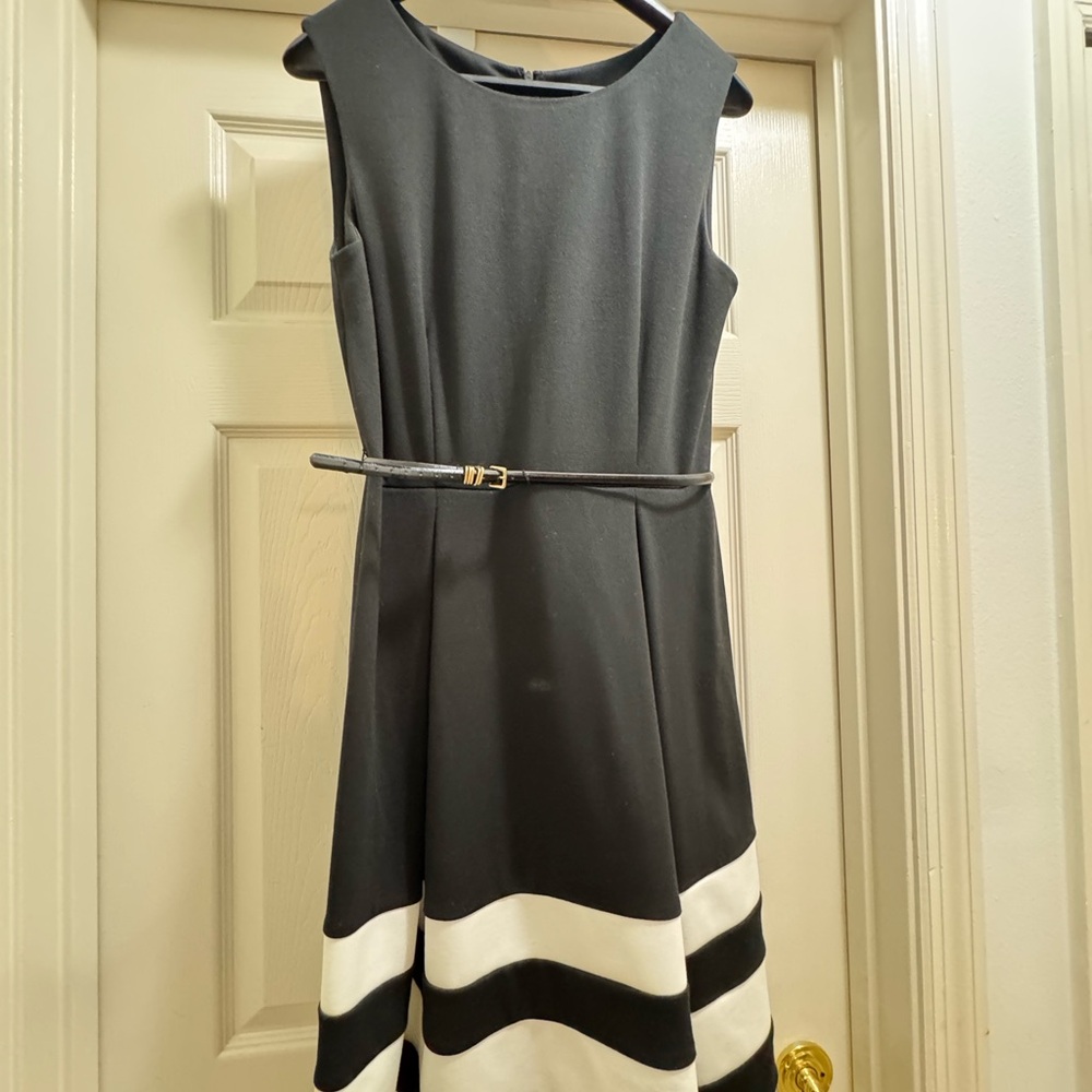 Calvin Klein Gray and White A-Line Sleeveless Dress